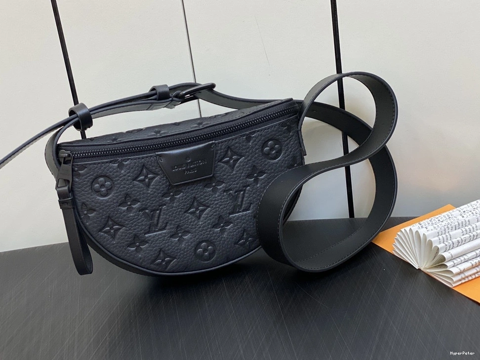 VUITTON LOUIS Moon Crossbody 0709